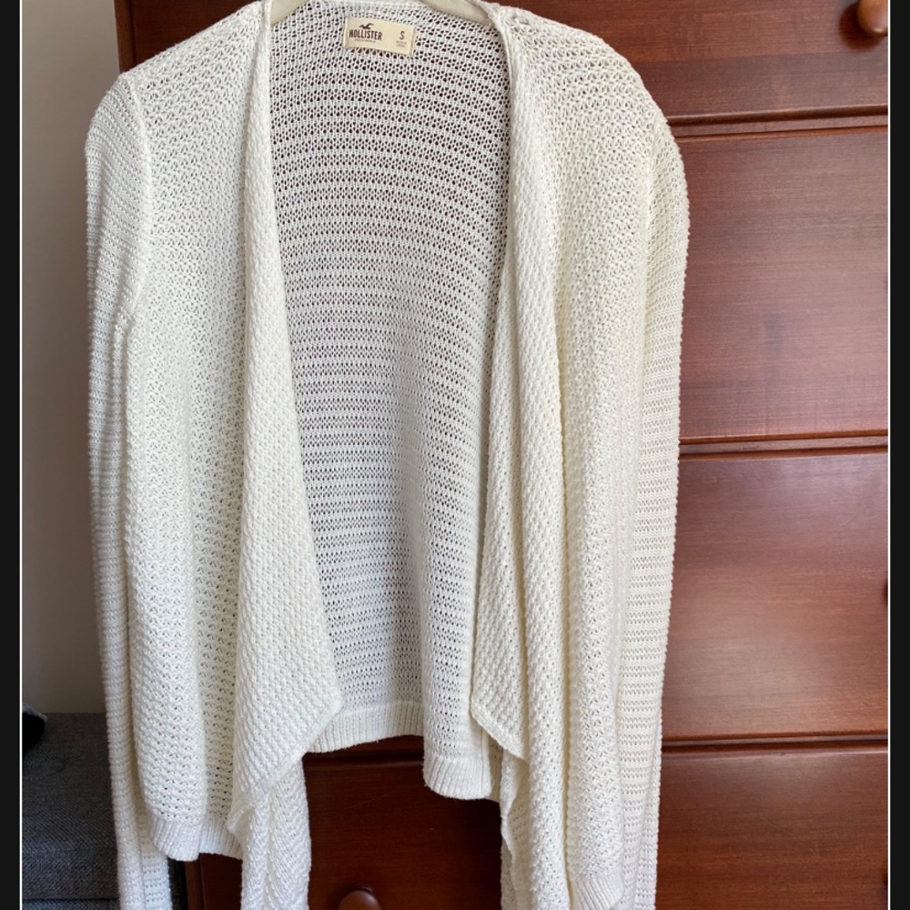 Hollister Cardigan